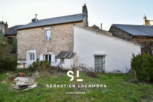 Lédergues (12170) Maison en pierre rénovée – 5 pièces – Piscine avec dôme – Terrain arboré