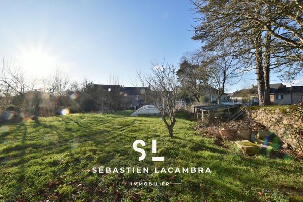 Lédergues (12170) Maison en pierre rénovée – 5 pièces – Piscine avec dôme – Terrain arboré