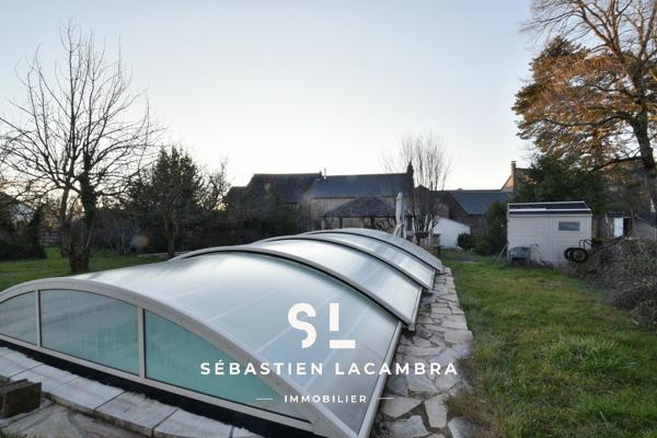 Lédergues (12170) Maison en pierre rénovée – 5 pièces – Piscine avec dôme – Terrain arboré