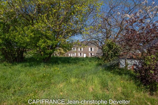 Maison à vendre GORRON (53) maison en pierres 3 chambres avec dépendances sur terrain de 3450 m2
