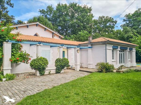 Maison à vendre |  Pessac |  7 pièces | 200 m²