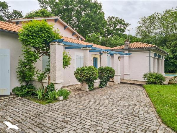 Maison à vendre |  Pessac |  7 pièces | 200 m²
