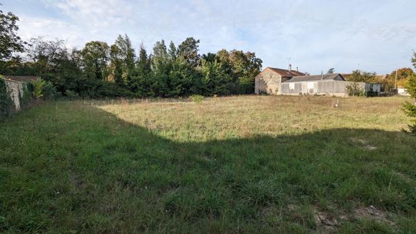 Terrain viabilsé de 1135 m2 proche centre de Cissé