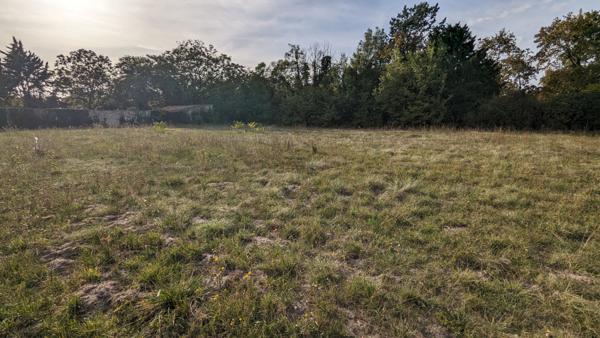 Terrain viabilsé de 1135 m2 proche centre de Cissé