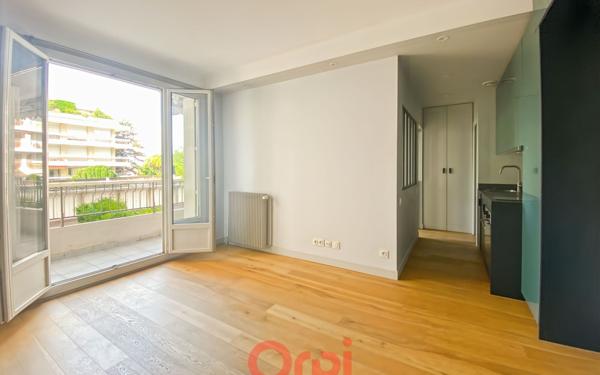 Appartement à vendre    2 pièces • 29,13 m2 Lyon 3