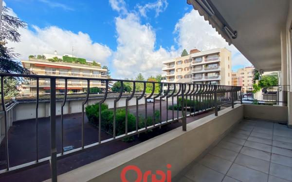 Appartement à vendre    2 pièces • 29,13 m2 Lyon 3