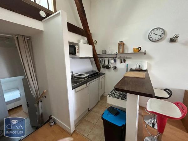 Appartement à louer 2 pièces 32.1m² Blois (41000)