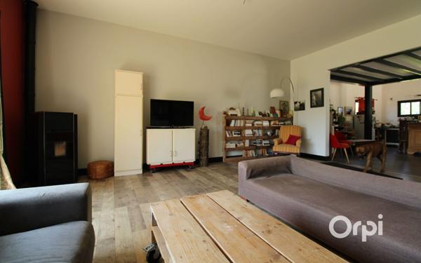 Maison à vendre    5 pièces •  Le Gua