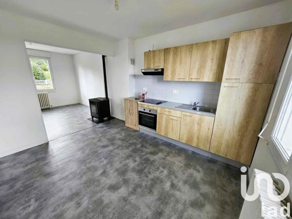 Maison à vendre 5 pièces 103 m² Carhaix-Plouguer