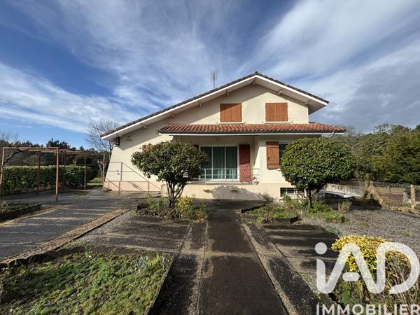 Maison à vendre 8 pièces 191 m² Saint-Julien-en-Born