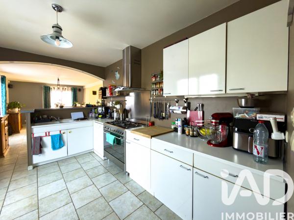 Maison à vendre 5 pièces 133 m² Sainte-Croix-sur-Buchy