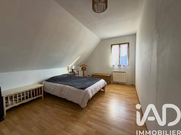 Maison à vendre 5 pièces 133 m² Sainte-Croix-sur-Buchy