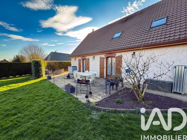 Maison à vendre 5 pièces 133 m² Sainte-Croix-sur-Buchy