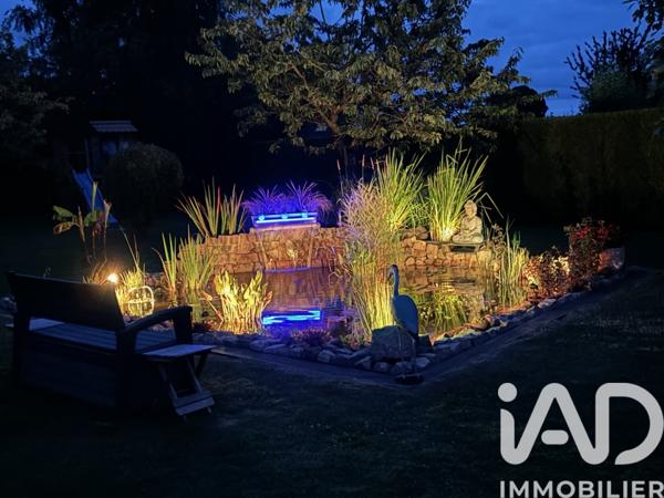 Maison à vendre 5 pièces 133 m² Sainte-Croix-sur-Buchy