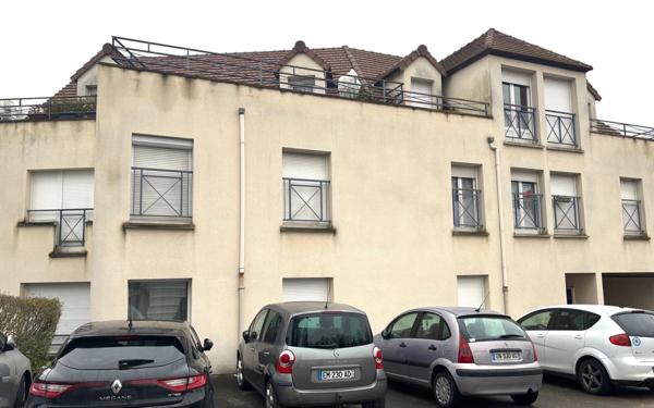 Appartement à vendre    1 pièce • 44 m2 Domont