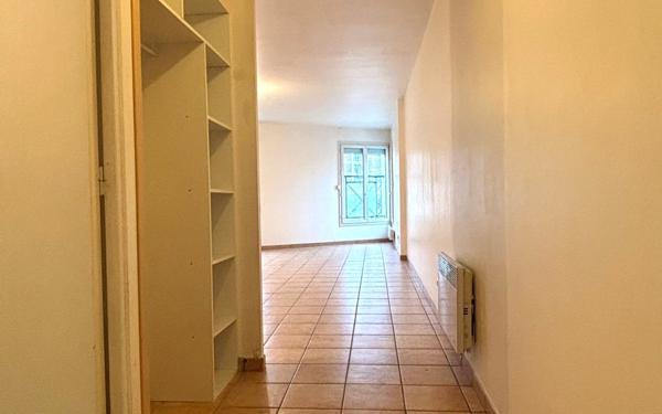 Appartement à vendre    1 pièce • 44 m2 Domont