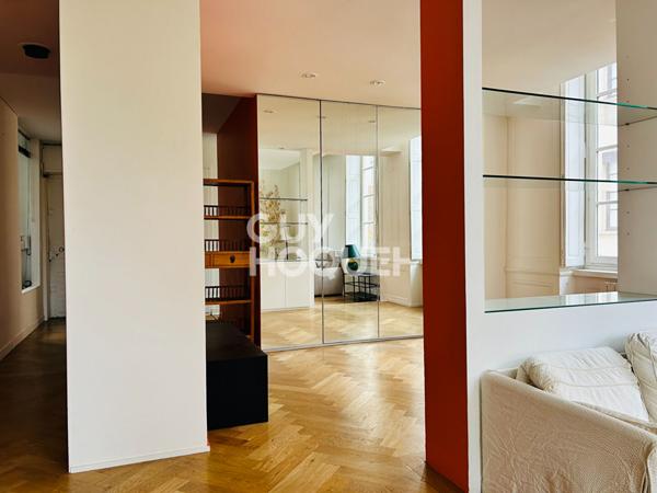 T3 meublé - Place Sathonay - Lyon 1er