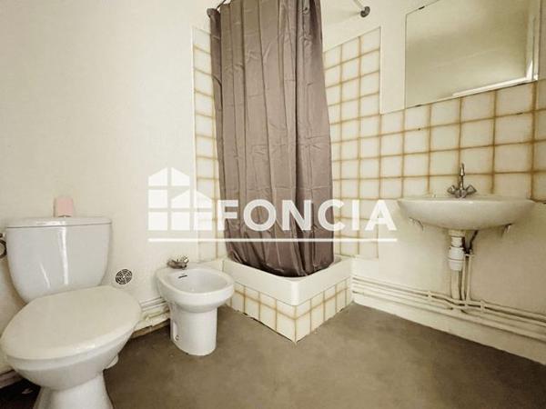 Location Appartement 2 pièces 49.73 m² - 4 RUE JEAN AICARD Toulon 83000