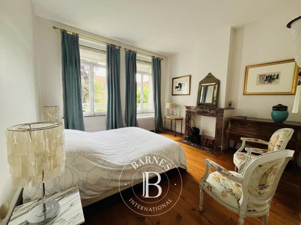 Douai, Maison de ville 4 Chambres -  240 m² à vendre