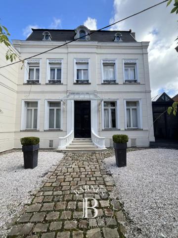 Douai, Maison de ville 4 Chambres -  240 m² à vendre