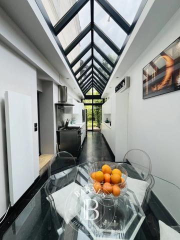Douai, Maison de ville 4 Chambres -  240 m² à vendre