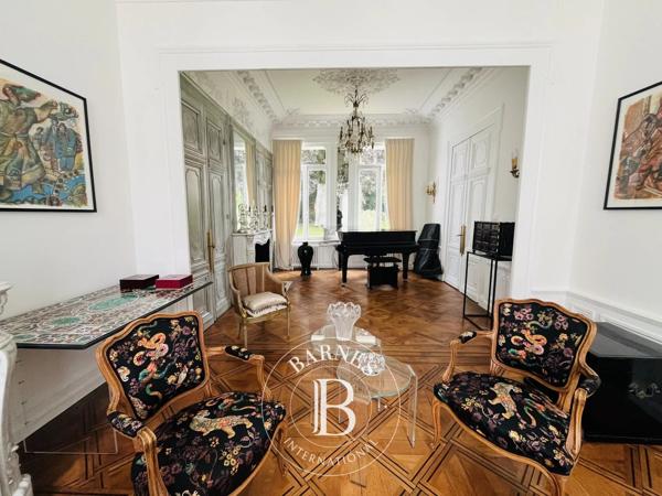 Douai, Maison de ville 4 Chambres -  240 m² à vendre
