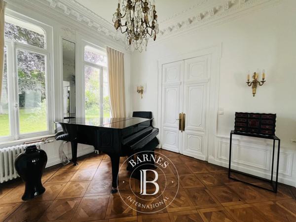 Douai, Maison de ville 4 Chambres -  240 m² à vendre
