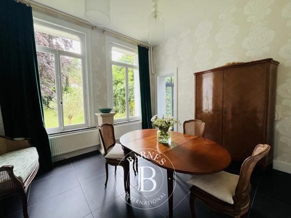Douai, Maison de ville 4 Chambres -  240 m² à vendre