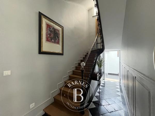 Douai, Maison de ville 4 Chambres -  240 m² à vendre