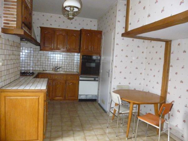 Maison de ville à vendre à Cosne-Cours-sur-Loire dans la Nièvre (58200), ref : ST 244
