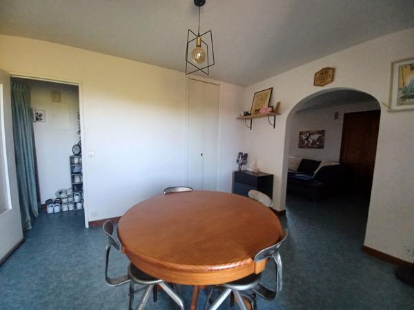 Annexe + appartement + appartement