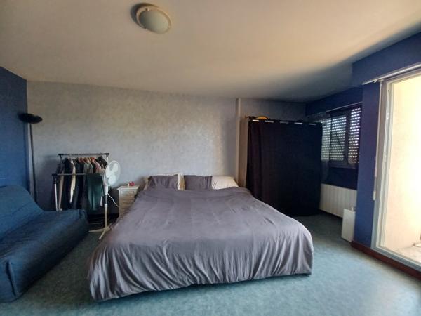 Annexe + appartement + appartement