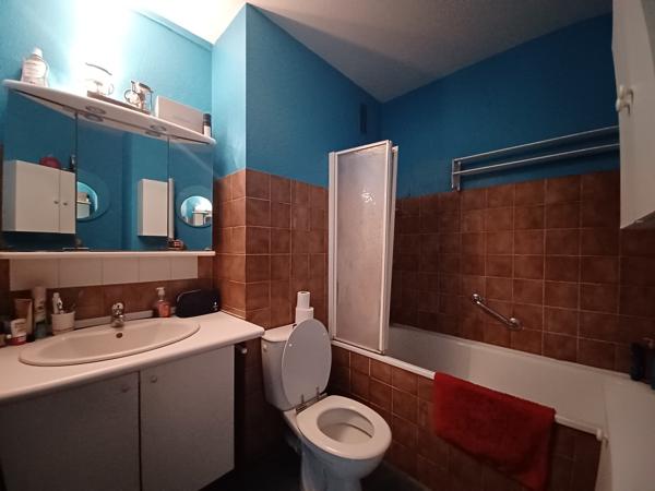 Annexe + appartement + appartement