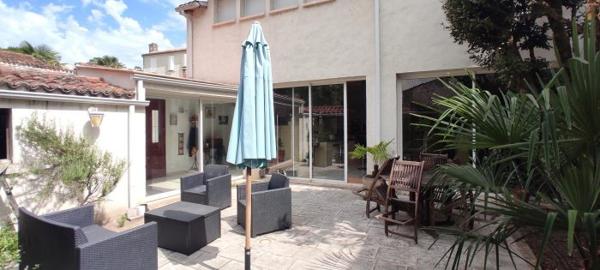 MAISON DE VILLE DE STANDING