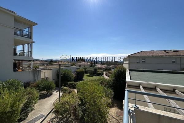 APPARTEMENT RECENT DE 65M2 -VUE DEGAGEE - CHATEAU-GOMBERT