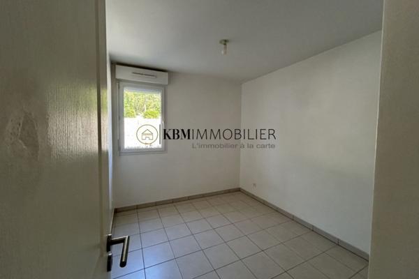 APPARTEMENT RECENT DE 65M2 -VUE DEGAGEE - CHATEAU-GOMBERT