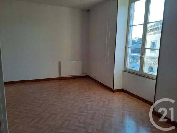 Immeuble à vendre  152,68 m 2   ALENCON  - 61