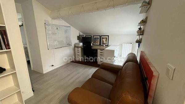 ARGENTEUIL (95, VAL D'OISE) - Duplex 3 pièces F3-T3 - 45,92 m² (52 m² au sol) - Jardin - Stationnement - Très proche centre-ville et toutes commodités - A 30 min porte à porte de Paris Saint-Lazare