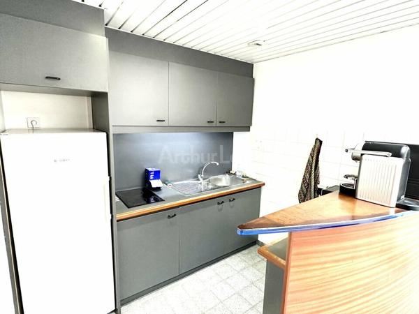BUREAUX à LOUER de 342 m²
