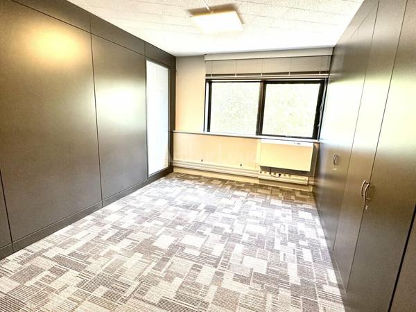 BUREAUX à LOUER de 342 m²