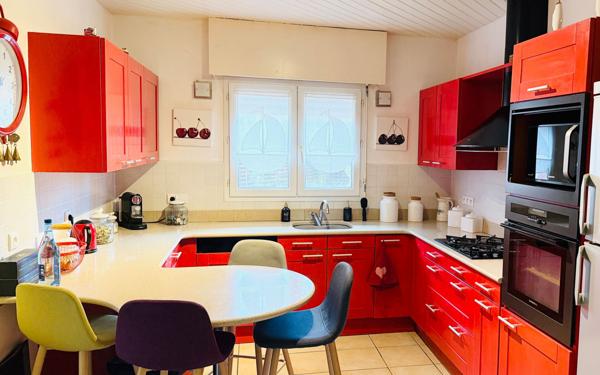 Maison à vendre    7 pièces • 222,07 m2 Saint-Vincent-de-Tyrosse