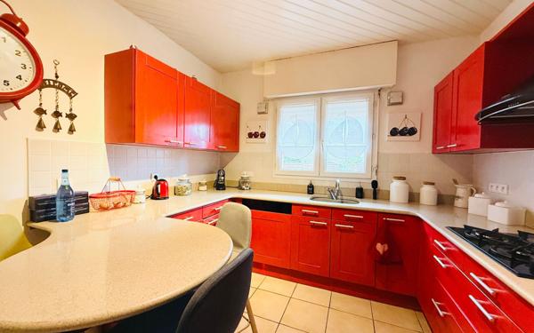 Maison à vendre    7 pièces • 222,07 m2 Saint-Vincent-de-Tyrosse