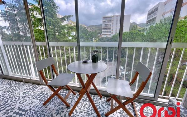 Appartement à vendre    4 pièces • 74 m2 Marseille 10