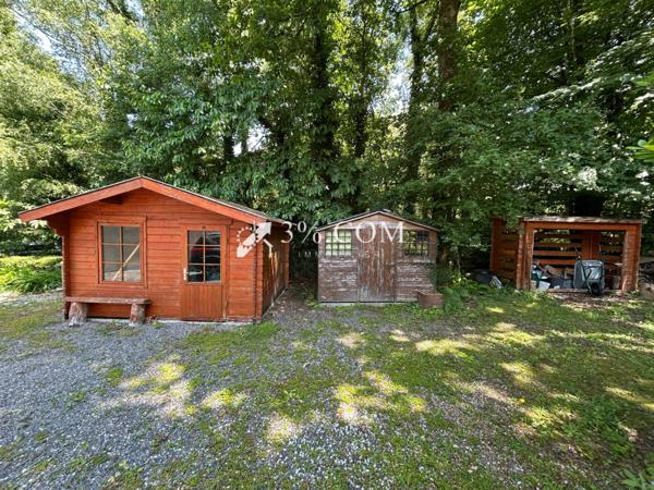 Maison 8 pièce(s) 5 chambre(s) 205 m²