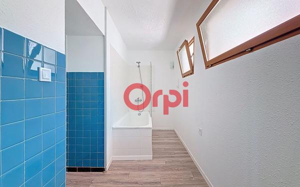 Appartement à vendre    4 pièces • 112 m2 Enveitg