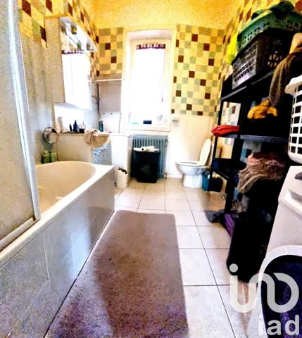 Maison 3 pièces de 70 m² à Cublac (19520)