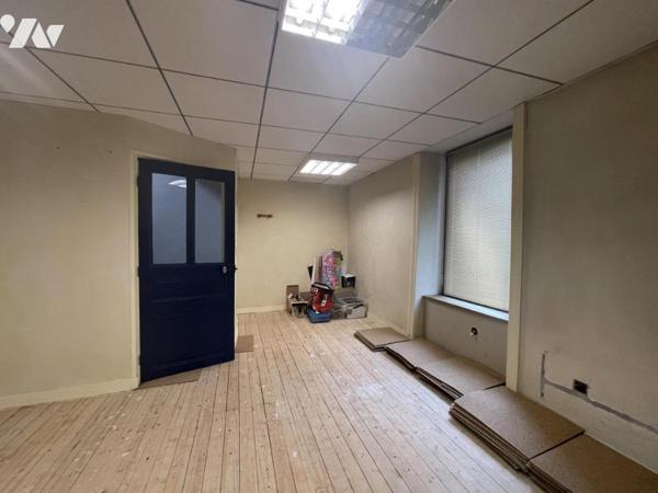 Locminé, local professionnel en centre-ville