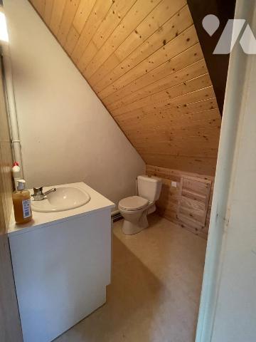 Locminé, local professionnel en centre-ville