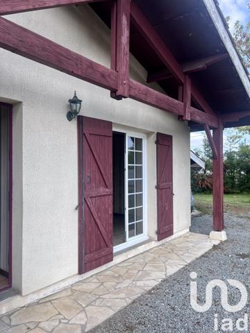 House for sale 3 rooms 88 m² Saint-Savin