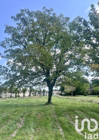 House for sale 3 rooms 88 m² Saint-Savin